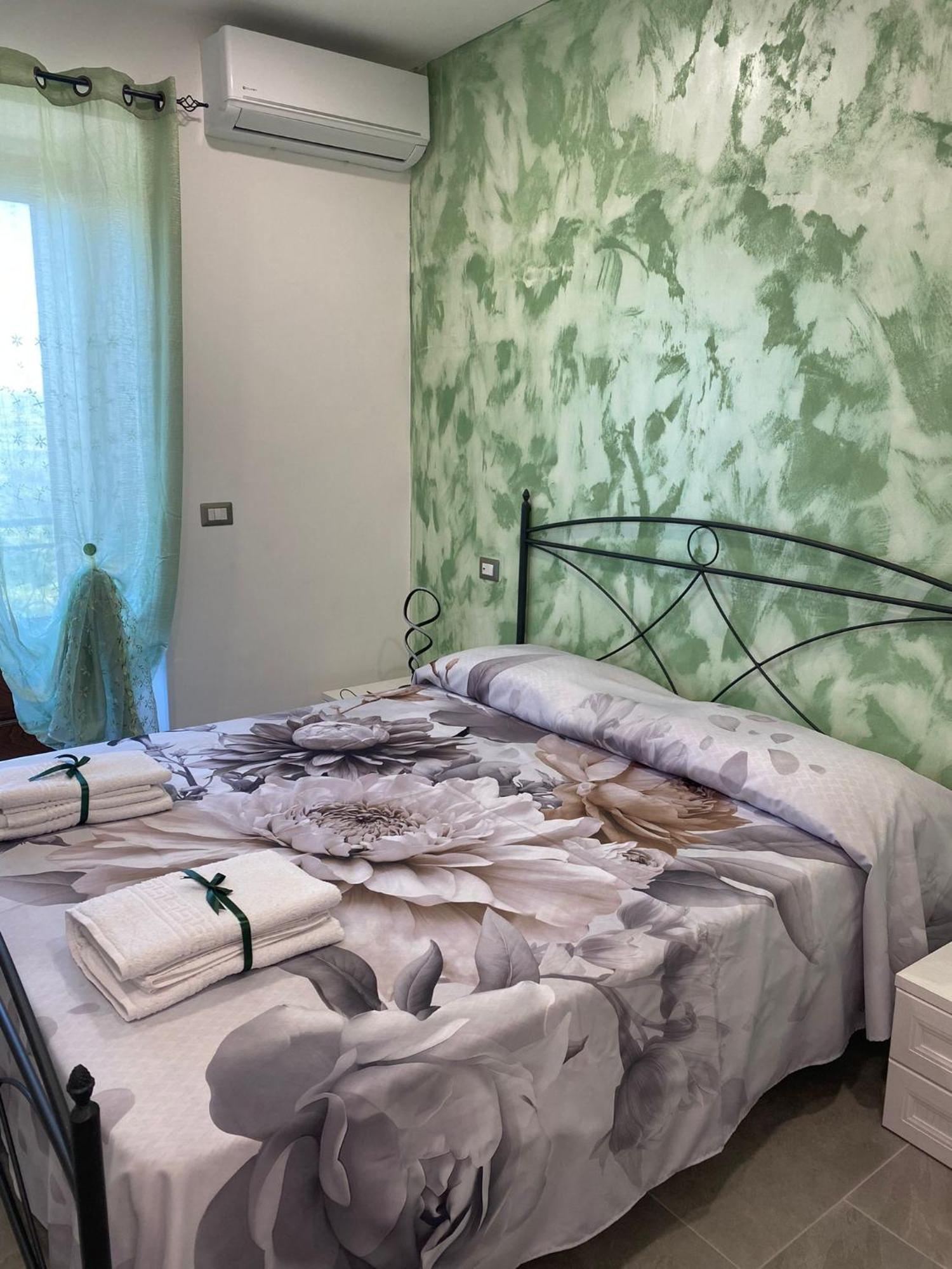 Guesthouse Affittacamere Padre Pio Morcone Centro 外观 照片